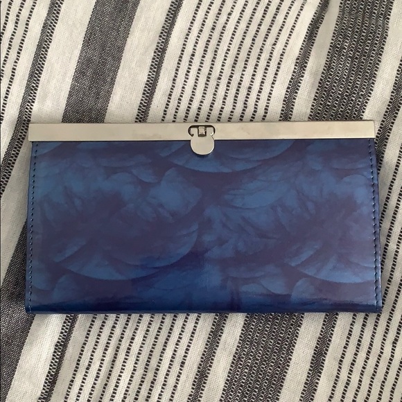 Handbags - Clutch with Magnet Closure - NWOT